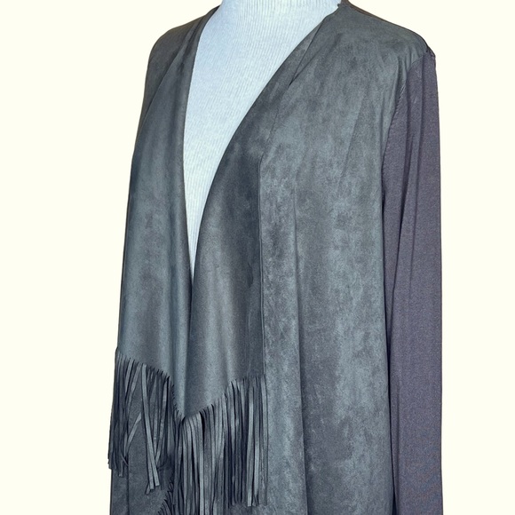 INC International Concepts Women’s Faux Suede & Knit Open Fringe Cardigan XL EUC - Picture 11 of 12